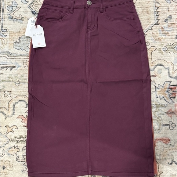 Inherit Clothing Dresses & Skirts - Inherit Women's Burgundy High-Rise Pencil Skirt